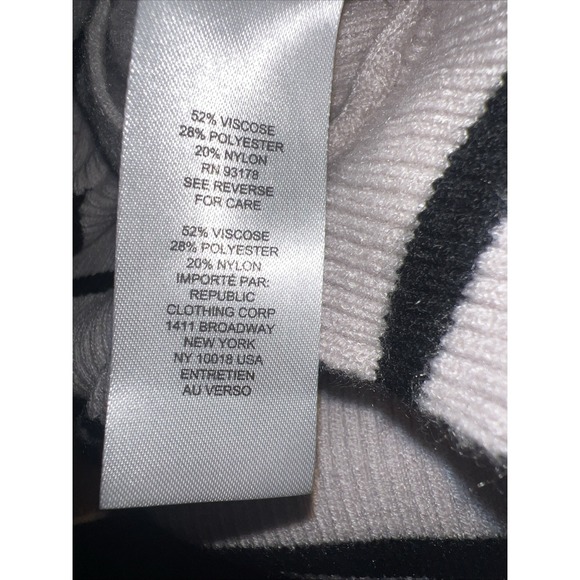 Chelsea & Theodore Women's Plus Size 1X Long Sleeve Boatneck Striped Sweater NWT - Picture 7 of 9